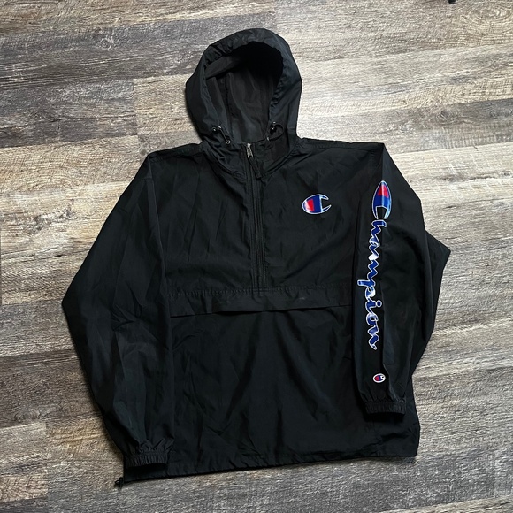 Champion Windbreaker Lightweight Size Large Black Outdoor Track Athleisure - Picture 1 of 4